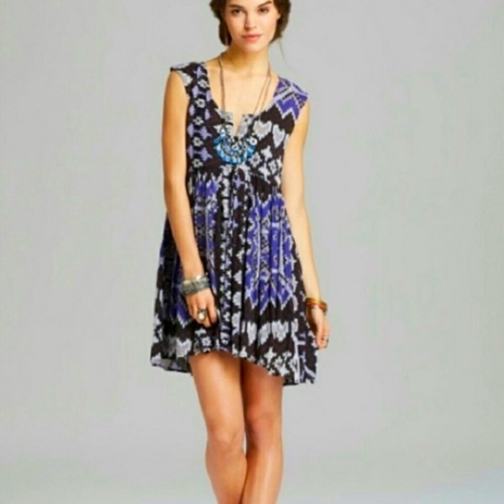 “FREE PEOPLE” Take Me To Thailand Aztec Print Dress